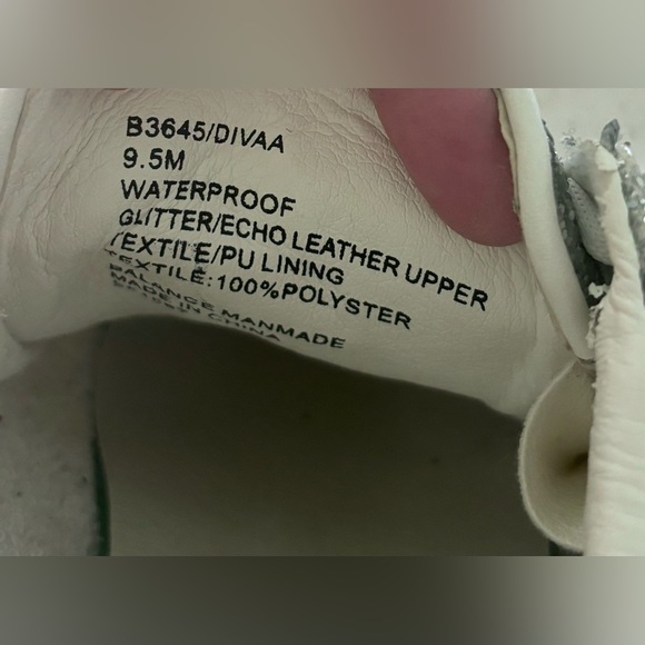 Blondo Glitter WATERPROOF Shoes - Picture 7 of 11